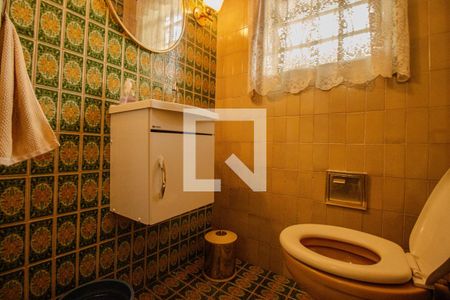 Casa à venda com 167m², 3 quartos e 2 vagas Casa à venda com 167m², 3 quartos e 2 vagasLavabo