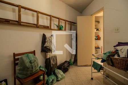 Casa à venda com 167m², 3 quartos e 2 vagas Casa à venda com 167m², 3 quartos e 2 vagasQuarto de Serviço