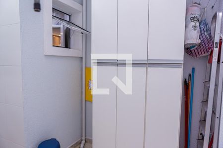 Casa de condomínio à venda com 75m², 2 quartos e 1 vagaLavanderia