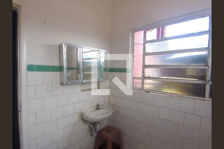 Casa à venda com 254m², 3 quartos e 3 vagasBanheiro 02 andar de cima ao lado do Quarto 03