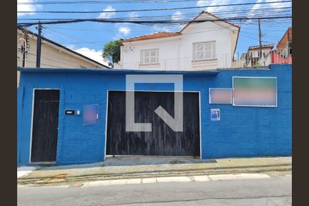 Casa à venda com 254m², 3 quartos e 3 vagasFachada da casa plaquinha instalada