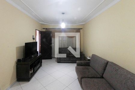 Sala de casa para alugar com 2 quartos, 115m² em Parque Sao Rafael, São Paulo