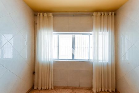 Detalhe janela da sala de apartamento para alugar com 3 quartos, 90m² em Ilha do Leite, Recife