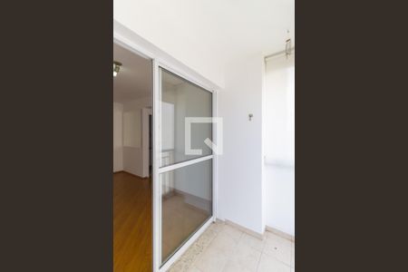 varanda de apartamento para alugar com 2 quartos, 56m² em Ipiranga, São Paulo
