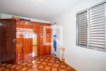 Casa à venda com 200m², 3 quartos e 2 vagas Casa à venda com 200m², 3 quartos e 2 vagasSuíte 2
