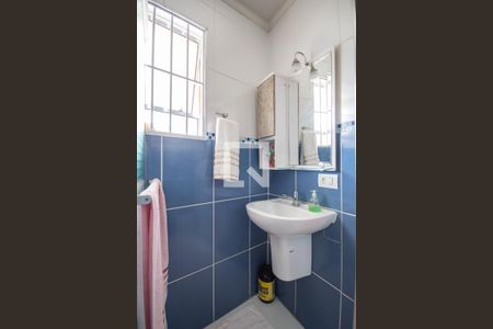 Casa à venda com 200m², 3 quartos e 2 vagas Casa à venda com 200m², 3 quartos e 2 vagasBanheiro da Suíte 2