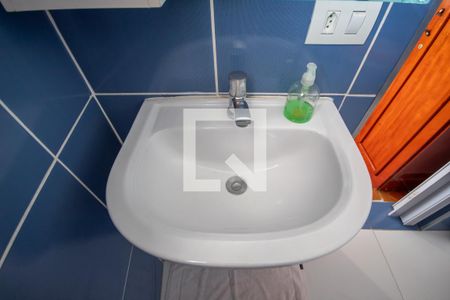 Casa à venda com 200m², 3 quartos e 2 vagas Casa à venda com 200m², 3 quartos e 2 vagasBanheiro da Suíte 2