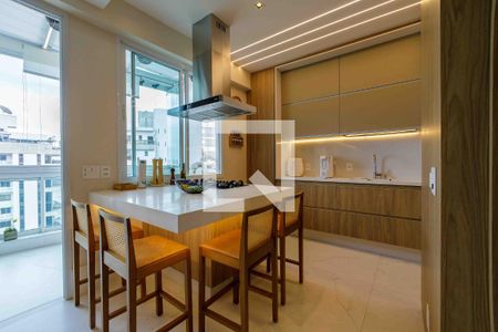 Apartamento para alugar com 98m², 2 quartos e 3 vagas Apartamento para alugar com 98m², 2 quartos e 3 vagasCozinha