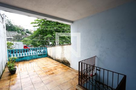 varanda de casa à venda com 2 quartos, 113m² em Jardim Monte Alegre, Taboão da Serra