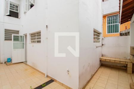 Casa à venda com 125m², 3 quartos e 2 vagasQuintal dos Fundos