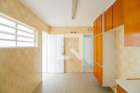 Casa à venda com 125m², 3 quartos e 2 vagasCozinha