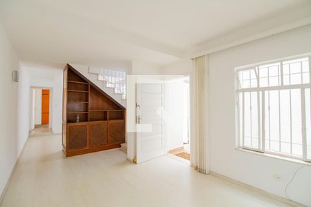 Sala de casa à venda com 3 quartos, 125m² em Jardim Aeroporto, São Paulo