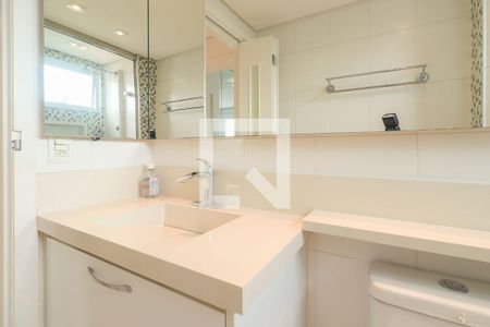 Apartamento à venda com 70m², 2 quartos e 2 vagas Apartamento à venda com 70m², 2 quartos e 2 vagasBanheiro