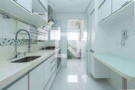 Apartamento à venda com 70m², 2 quartos e 2 vagas Apartamento à venda com 70m², 2 quartos e 2 vagasCozinha