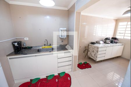 Casa para alugar com 149m², 4 quartos e 1 vaga Casa para alugar com 149m², 4 quartos e 1 vagaCozinha