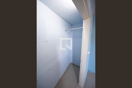 Casa para alugar com 149m², 4 quartos e 1 vaga Casa para alugar com 149m², 4 quartos e 1 vagaSuíte Armário