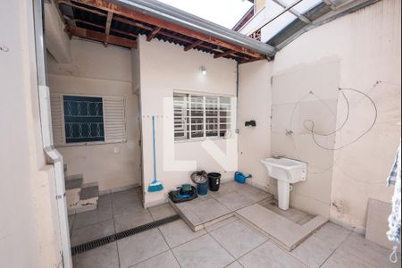 Casa para alugar com 149m², 4 quartos e 1 vaga Casa para alugar com 149m², 4 quartos e 1 vagaQuintal e Área de Serviço