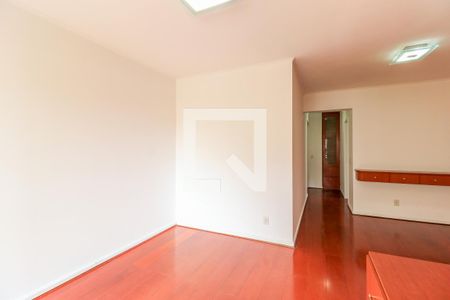 Sala de apartamento para alugar com 3 quartos, 82m² em Jardim das Acácias, São Paulo