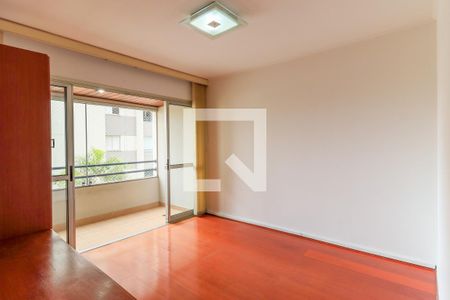 Sala de apartamento para alugar com 3 quartos, 82m² em Jardim das Acácias, São Paulo