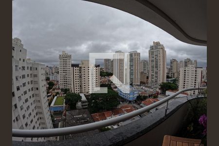 Apartamento à venda com 94m², 2 quartos e 2 vagasVISTA DA VARANDA DA SALA