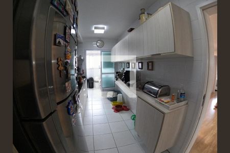Apartamento à venda com 94m², 2 quartos e 2 vagasCOZINHA