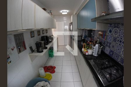 Apartamento à venda com 94m², 2 quartos e 2 vagasCOZINHA