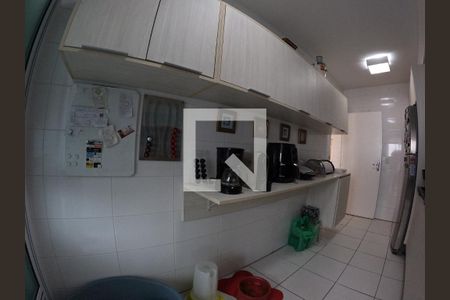 Apartamento à venda com 94m², 2 quartos e 2 vagasCOZINHA