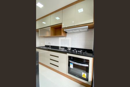 Apartamento para alugar com 70m², 2 quartos e 2 vagasCozinha