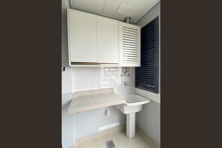 Apartamento para alugar com 70m², 2 quartos e 2 vagasÁrea de Serviço