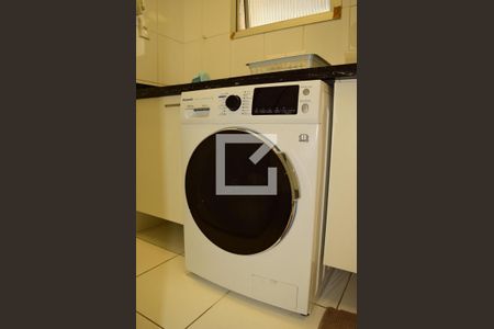 Apartamento à venda com 90m², 2 quartos e 2 vagasÁrea de Serviço