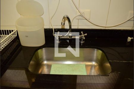 Apartamento à venda com 90m², 2 quartos e 2 vagasCozinha