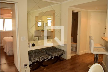 Apartamento à venda com 90m², 2 quartos e 2 vagasSala