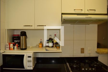 Apartamento à venda com 90m², 2 quartos e 2 vagasCozinha