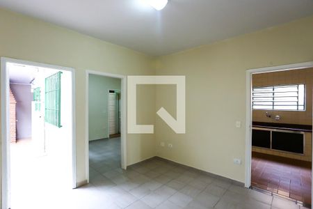 Casa para alugar com 120m², 4 quartos e 2 vagas Casa para alugar com 120m², 4 quartos e 2 vagasQuarto 2