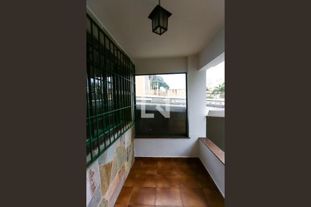 Varanda de casa para alugar com 4 quartos, 120m² em Jardim Monte Kemel, São Paulo
