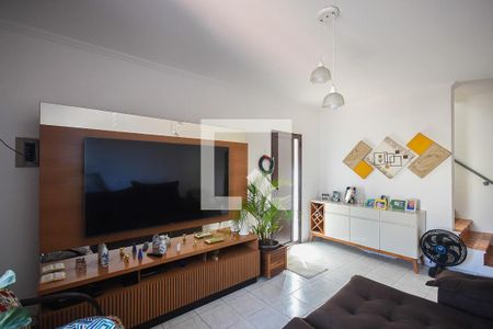 Sala de casa para alugar com 3 quartos, 207m² em Parque Monte Alegre, Taboão da Serra