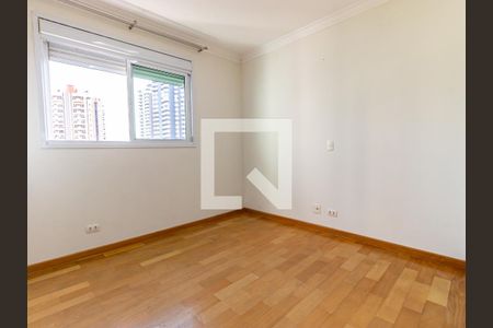 Apartamento para alugar com 246m², 4 quartos e 5 vagas Apartamento para alugar com 246m², 4 quartos e 5 vagasSuíte 1