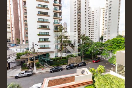 Apartamento para alugar com 246m², 4 quartos e 5 vagas Apartamento para alugar com 246m², 4 quartos e 5 vagasVaranda - Vista