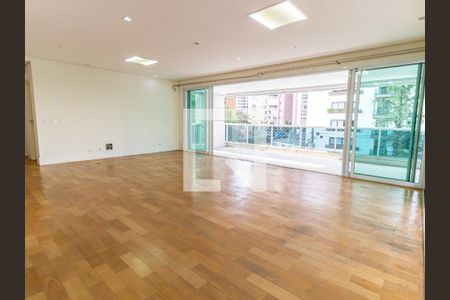 Sala de apartamento para alugar com 4 quartos, 246m² em Jardim Analia Franco, São Paulo