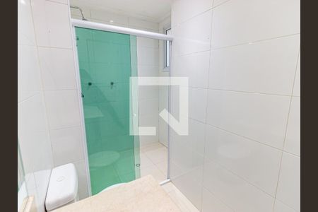 Apartamento para alugar com 246m², 4 quartos e 5 vagas Apartamento para alugar com 246m², 4 quartos e 5 vagasBanheiro da Suíte 2