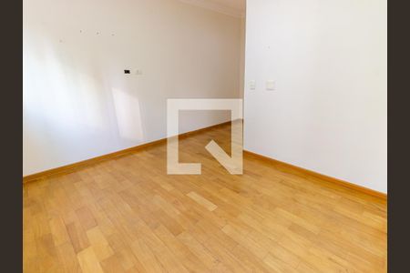 Apartamento para alugar com 246m², 4 quartos e 5 vagas Apartamento para alugar com 246m², 4 quartos e 5 vagasSuíte 2