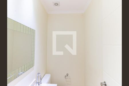 Apartamento para alugar com 246m², 4 quartos e 5 vagas Apartamento para alugar com 246m², 4 quartos e 5 vagasLavabo