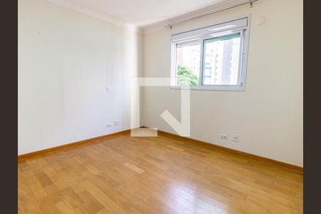 Apartamento para alugar com 246m², 4 quartos e 5 vagas Apartamento para alugar com 246m², 4 quartos e 5 vagasSuíte 2