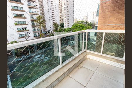 Apartamento para alugar com 246m², 4 quartos e 5 vagas Apartamento para alugar com 246m², 4 quartos e 5 vagasSuíte 3 - Varanda