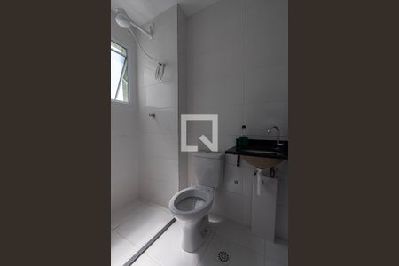 Apartamento para alugar com 47m², 2 quartos e 1 vaga Apartamento para alugar com 47m², 2 quartos e 1 vagaBanheiro