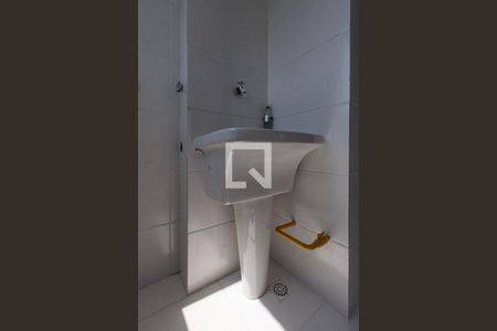 Área de Serviço de apartamento para alugar com 2 quartos, 47m² em Caguaçu, Sorocaba