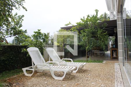 Casa de condomínio à venda com 1000m², 5 quartos e 6 vagasÁrea de Sol