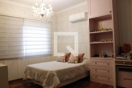 Casa de condomínio à venda com 1000m², 5 quartos e 6 vagasSuíte 2