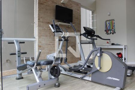 Casa de condomínio à venda com 1000m², 5 quartos e 6 vagasAcademia