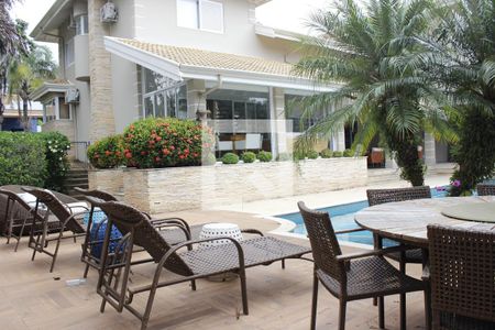 Casa de condomínio à venda com 1000m², 5 quartos e 6 vagasÁrea da Piscina 